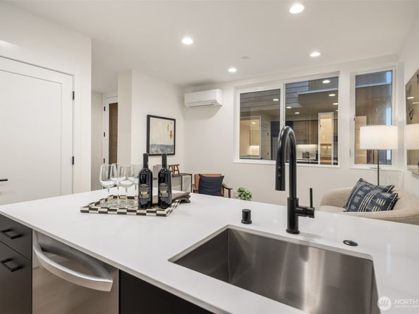 2341 16th Avenue S C, Seattle WA 98144