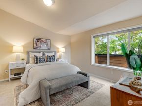 11209 Greenwood Avenue N A, Seattle WA 98133