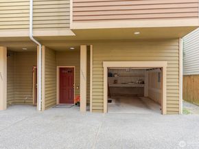 11209 Greenwood Avenue N A, Seattle WA 98133