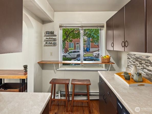 1800 Taylor Avenue N 206, Seattle WA 98109