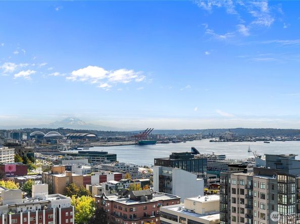 2821 2nd Avenue 1504, Seattle WA 98121