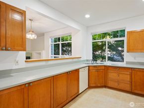 12712 Admiralty Way C206, Everett WA 98204