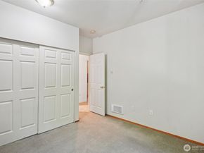 12712 Admiralty Way C206, Everett WA 98204