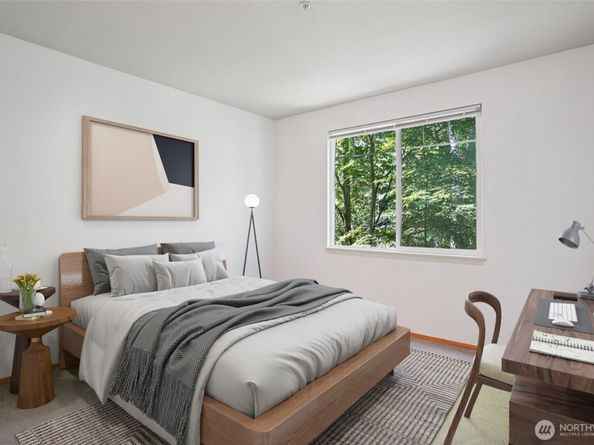 12712 Admiralty Way C206, Everett WA 98204