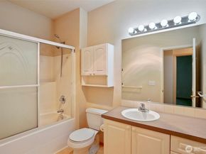 12712 Admiralty Way C206, Everett WA 98204