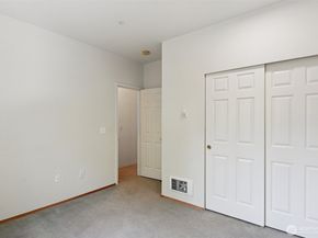 12712 Admiralty Way C206, Everett WA 98204