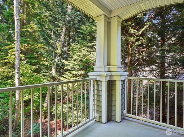 12712 Admiralty Way C206, Everett WA 98204