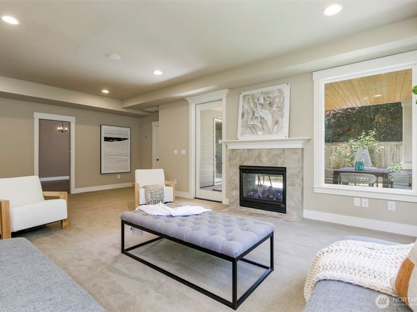 10905 102nd Avenue NE, Kirkland WA 98033
