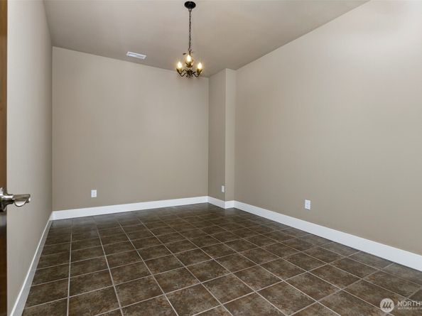10905 102nd Avenue NE, Kirkland WA 98033