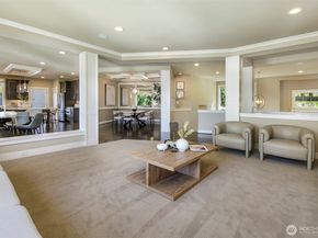 10905 102nd Avenue NE, Kirkland WA 98033