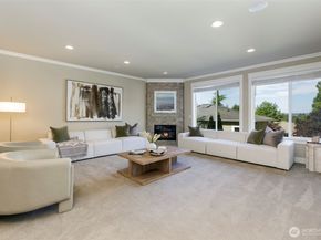 10905 102nd Avenue NE, Kirkland WA 98033