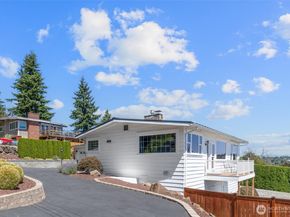 21024 5th Avenue S, Des Moines WA 98198