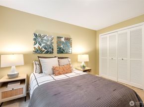 10518 231st Street SW, Edmonds WA 98020