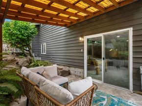 10518 231st Street SW, Edmonds WA 98020