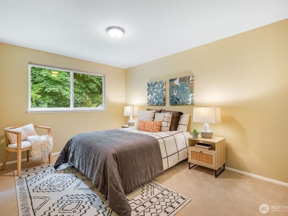 10518 231st Street SW, Edmonds WA 98020