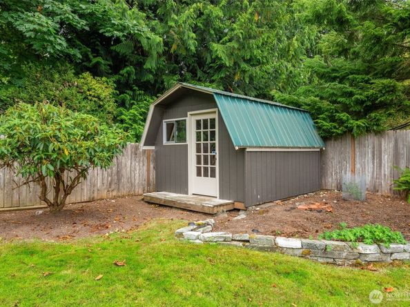 10518 231st Street SW, Edmonds WA 98020