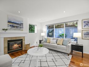 8750 Greenwood Avenue N S207, Seattle WA 98103