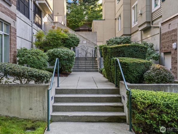 8750 Greenwood Avenue N S207, Seattle WA 98103