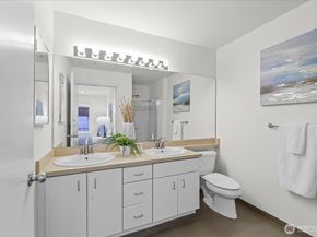 8750 Greenwood Avenue N S207, Seattle WA 98103
