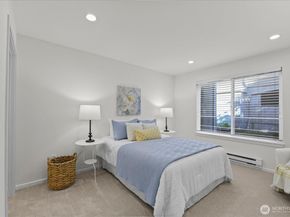 8750 Greenwood Avenue N S207, Seattle WA 98103