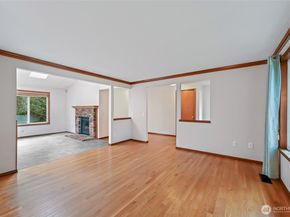 24225 15 Place SE, Bothell WA 98021
