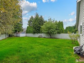 24225 15 Place SE, Bothell WA 98021