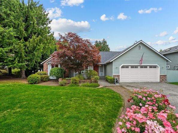 24225 15 Place SE, Bothell WA 98021
