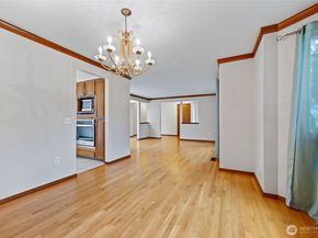 24225 15 Place SE, Bothell WA 98021