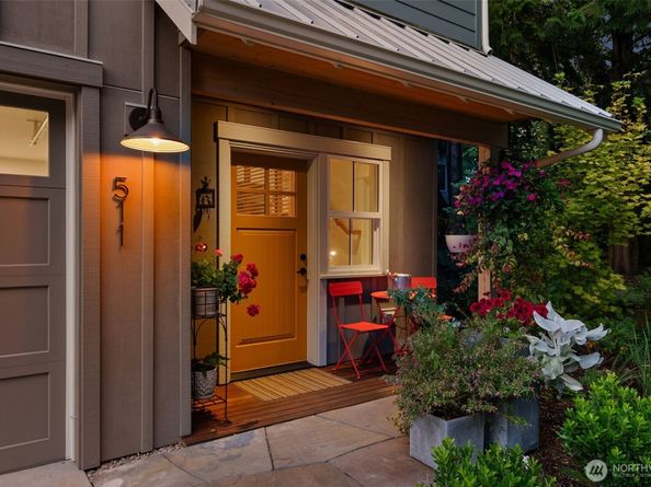 511 Groos Lane NE, Bainbridge Island WA 98110