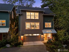 511 Groos Lane NE, Bainbridge Island WA 98110