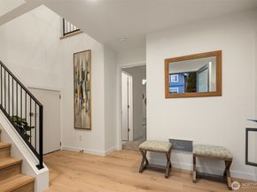 6720 Dibble Avenue NW, Seattle WA 98117