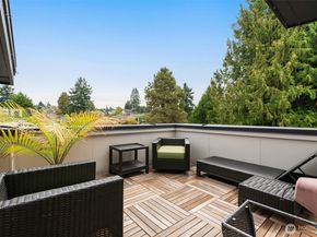5915 Fauntleroy Way SW D, Seattle WA 98136