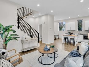 9732 Woodlawn Avenue N A, Seattle WA 98103