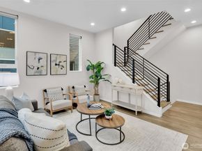 9732 Woodlawn Avenue N A, Seattle WA 98103