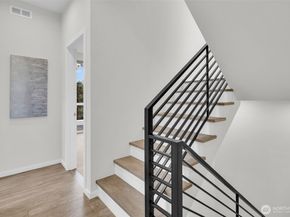 9732 Woodlawn Avenue N A, Seattle WA 98103