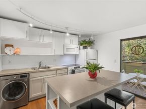 23453 16th Avenue S A304, Des Moines WA 98198