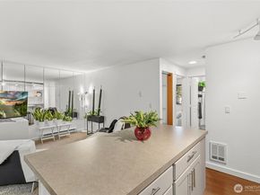 23453 16th Avenue S A304, Des Moines WA 98198