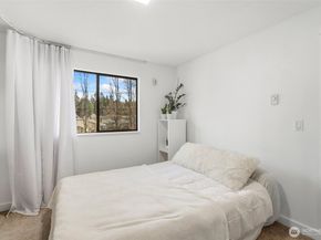 23453 16th Avenue S A304, Des Moines WA 98198