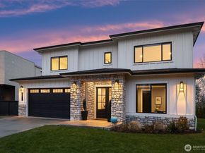 6571 102nd Avenue NE, Kirkland WA 98033