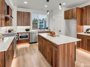 1528 243rd Place SW A, Bothell WA 98021