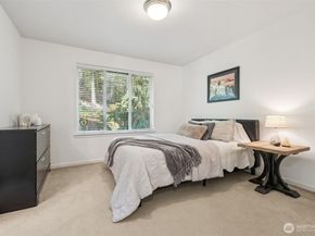 25913 SE 159 Street, Issaquah WA 98027