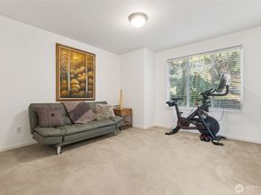 25913 SE 159 Street, Issaquah WA 98027