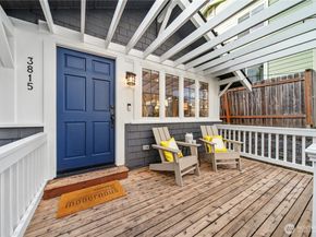 3815 Sunnyside Avenue N, Seattle WA 98103