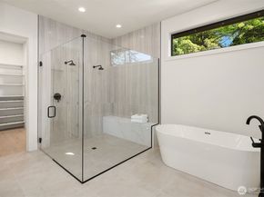 17626 Talbot Road, Edmonds WA 98026