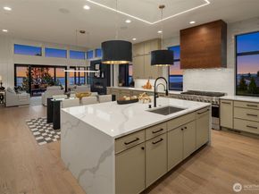 17626 Talbot Road, Edmonds WA 98026