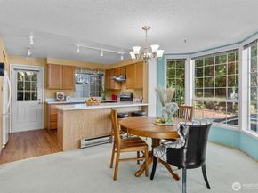 12351 SE 41st Lane 45, Bellevue WA 98006