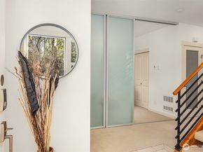 2012 NE Katsura Court B, Issaquah WA 98029