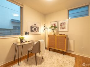 4413 Meridian Avenue N, Seattle WA 98103