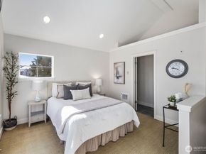 202 24th Avenue E 6, Seattle WA 98112