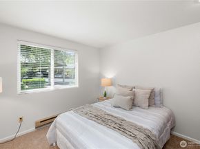 200 Mt Park Boulevard SW A204, Issaquah WA 98027